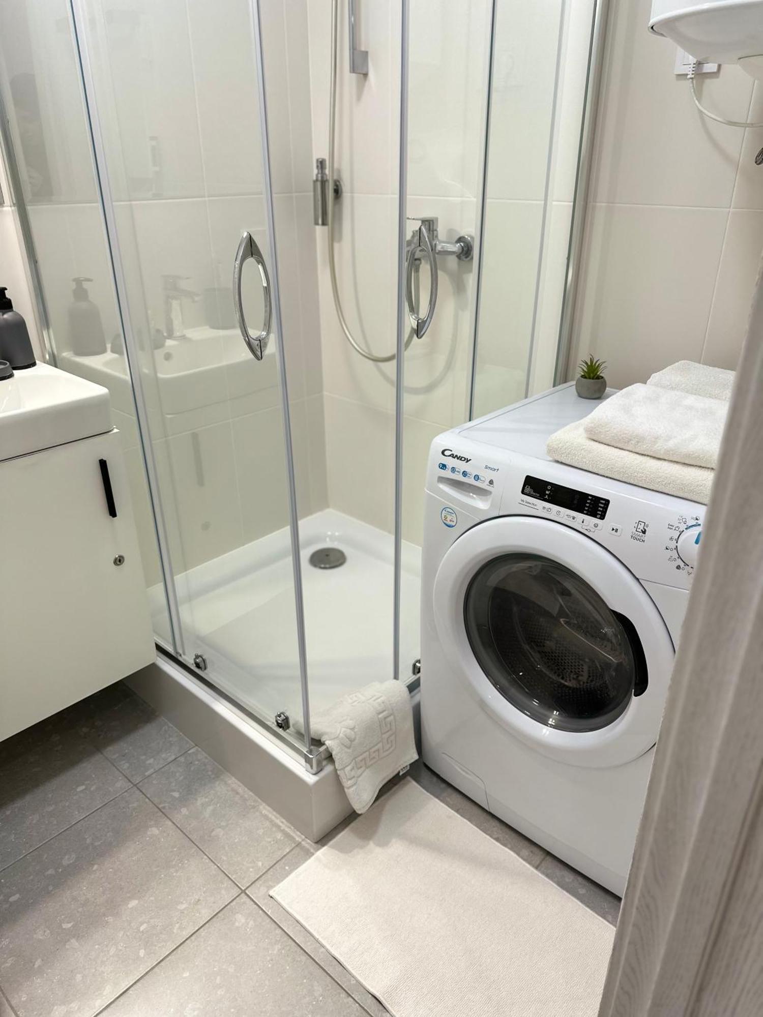 Cube House Apartment Kiev Ngoại thất bức ảnh